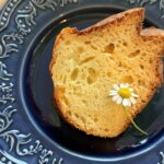 Bolo de Iogurte (com raspinhas de limão) e dica de Rabanada com Caldinha de Framboesa